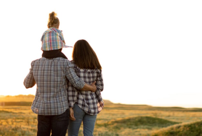 family looking in to distance