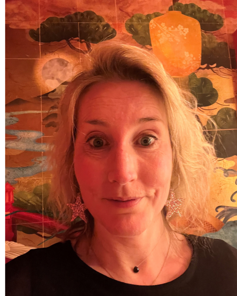 Dr Kathryn Hart