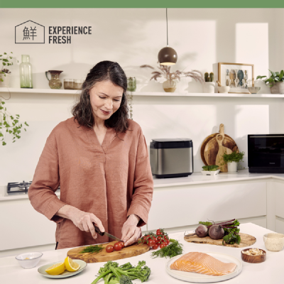 lady-cooking-using-panasonic