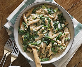 Genius Goats Cheese and Spinach Penne Pasta