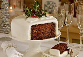 Christmas cake by Genius