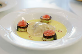 Prosciutto & dolce latte gram flour raviolo