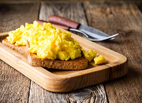 Scrambled Eggs on GF Toast - Budget Meal Plan