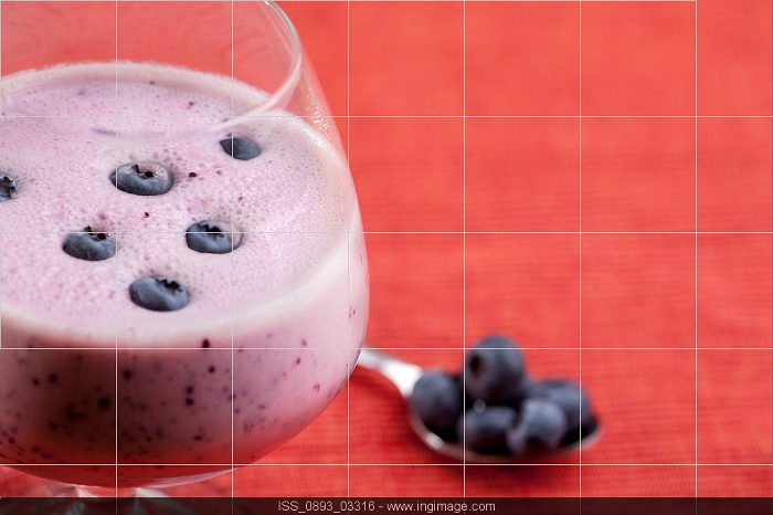 Banana and blueberry smoothie
