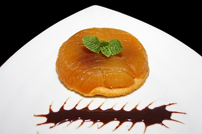 apple tart tatin blackberry compote