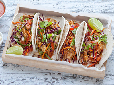 Fajitas with Chicken and crunchy Asian-inspired saladFajitas with Chicken and crunchy Asian-inspired salad